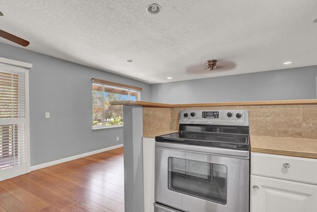 312 Southwind Drive 207, North Palm Beach, FL 33408