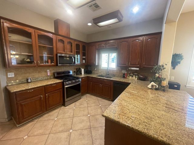 22095 State Highway 120, Escalon, CA 95320
