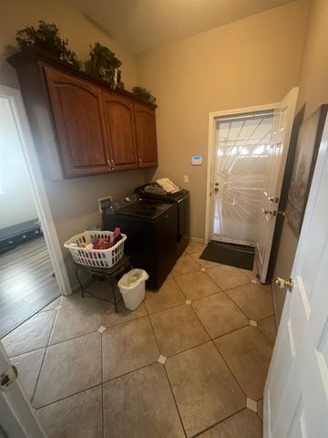 22095 State Highway 120, Escalon, CA 95320
