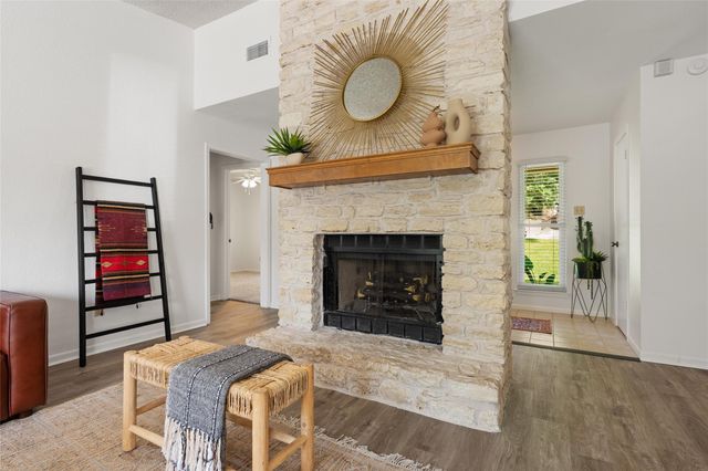 11201 Brushy Glen DR, Austin, TX 78754