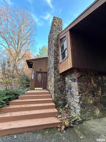 61 Schack Road, Murphysboro, IL 62966