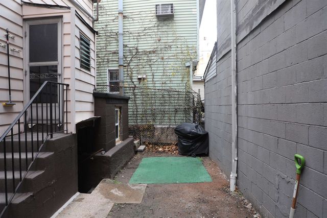 2906 CENTRAL AVE, Union City, NJ 07087