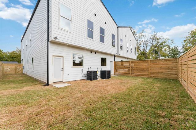 8044 Sunbury Street A, Houston, TX 77028