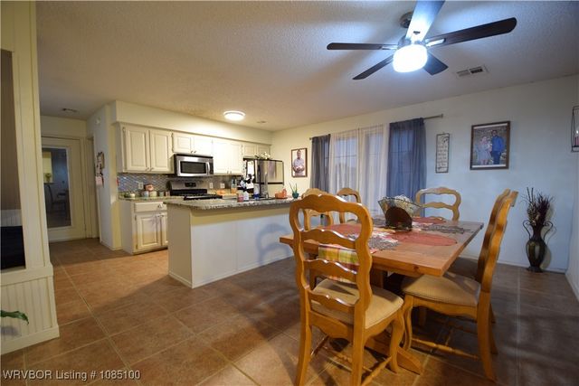 1300 E Ida Avenue, Sallisaw, OK 74955