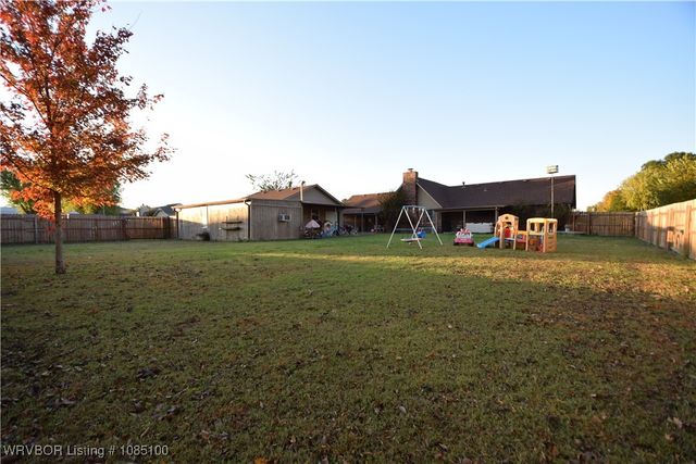 1300 E Ida Avenue, Sallisaw, OK 74955