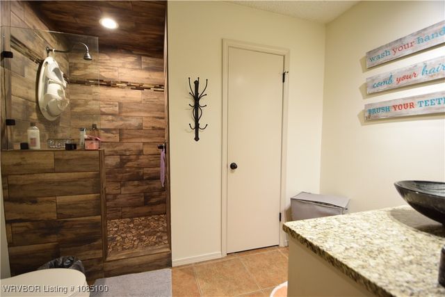 1300 E Ida Avenue, Sallisaw, OK 74955