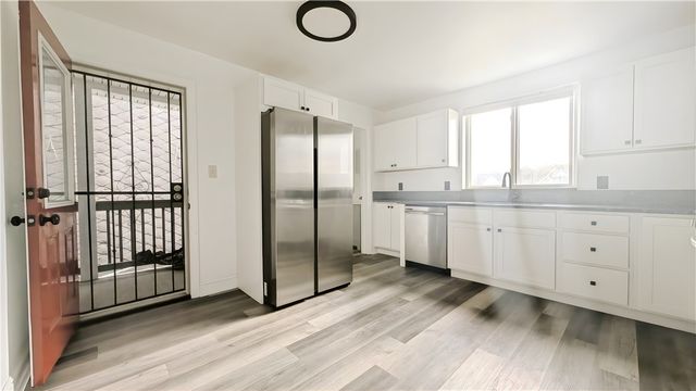 735 Boquet St, Mckees Rocks, PA 15136