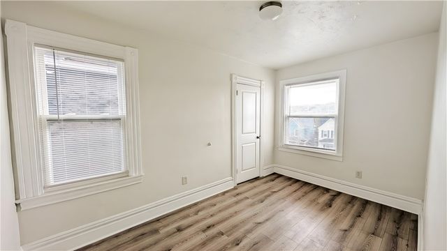 735 Boquet St, Mckees Rocks, PA 15136