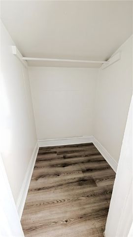 735 Boquet St, Mckees Rocks, PA 15136