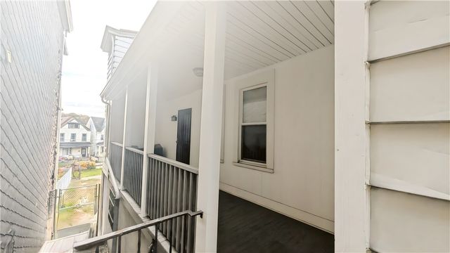 735 Boquet St, Mckees Rocks, PA 15136