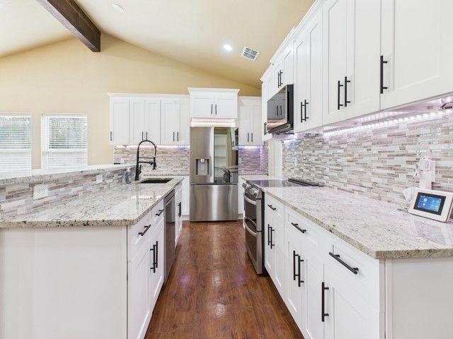 910 Cream Level Road, Athens, TX 75751