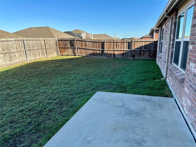 1804 Gayla Creek Drive, Little Elm, TX 75068