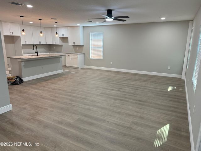 5142 SHANNON Avenue, Jacksonville, FL 32254