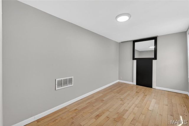 2219 Wengler Avenue, St Louis, MO 63114