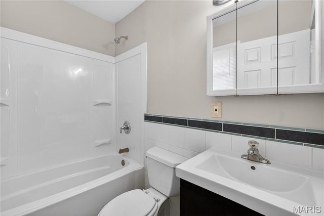 2219 Wengler Avenue, St Louis, MO 63114