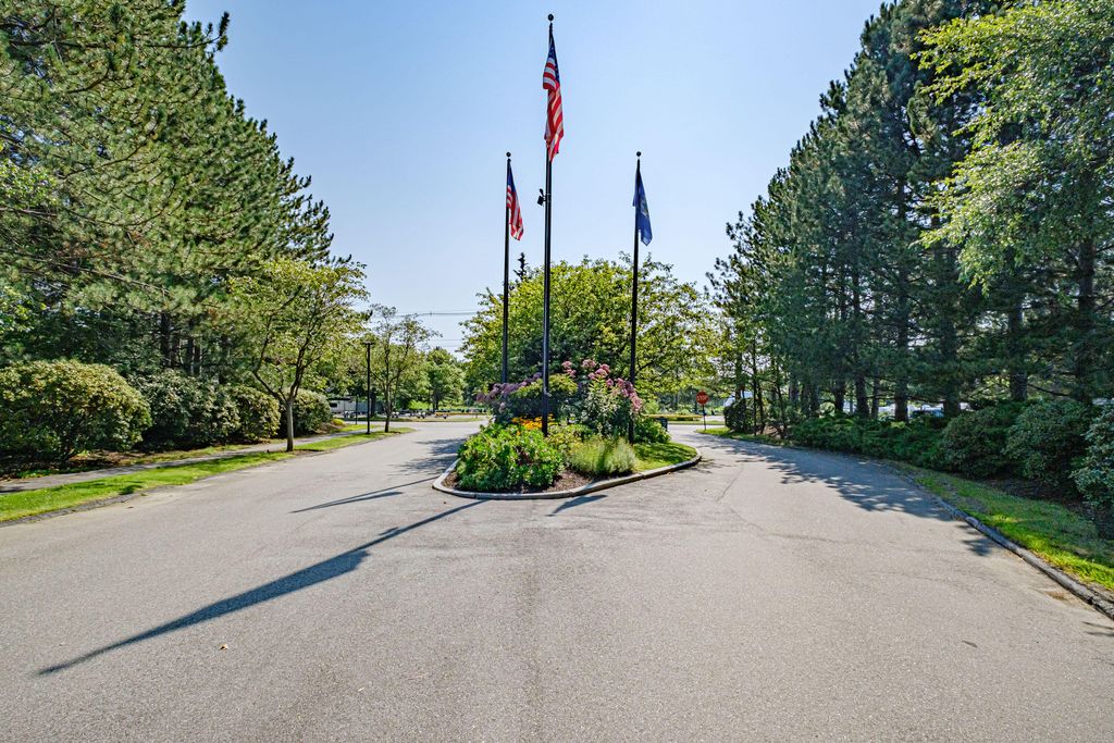 148 Breakwater Drive 601, South Portland, ME 04106 — photo 4