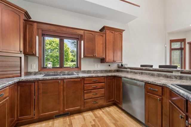 N1030 SPRING VALLEY DRIVE, Hortonville, WI 54944