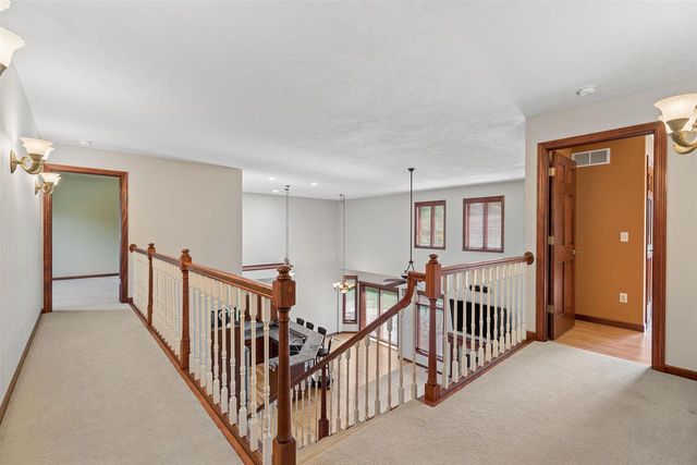 N1030 SPRING VALLEY DRIVE, Hortonville, WI 54944