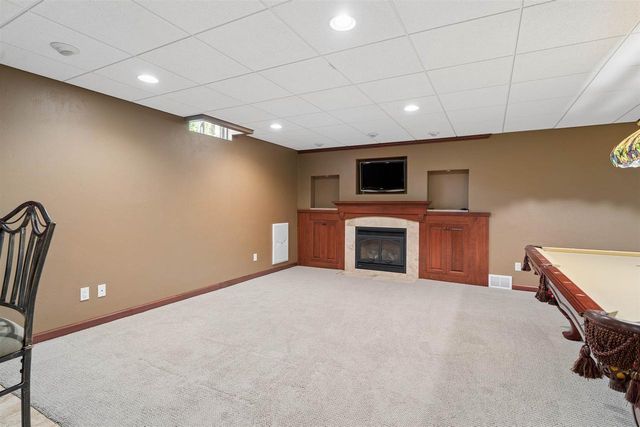 N1030 SPRING VALLEY DRIVE, Hortonville, WI 54944