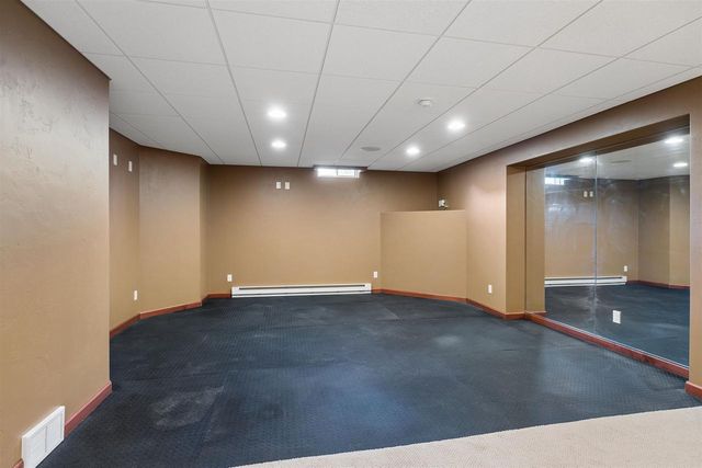 N1030 SPRING VALLEY DRIVE, Hortonville, WI 54944