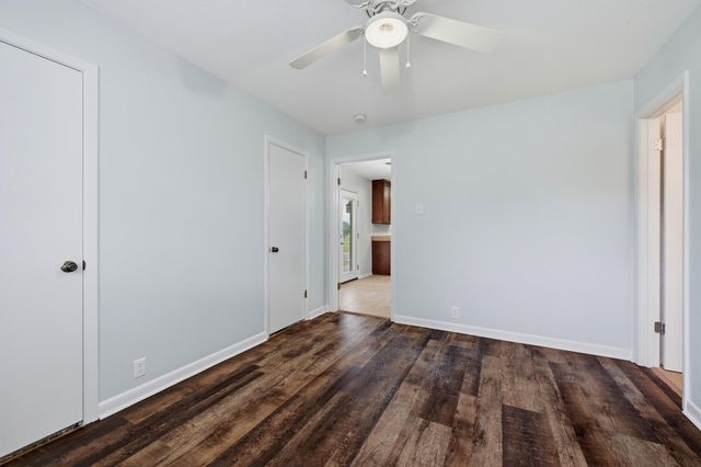 104 Kiowa Drive W, Lake Kiowa, TX 76240