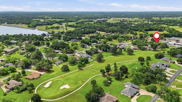 104 Kiowa Drive W, Lake Kiowa, TX 76240