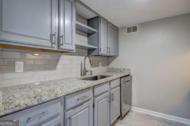 738 Dunaire Way, Jonesboro, GA 30238