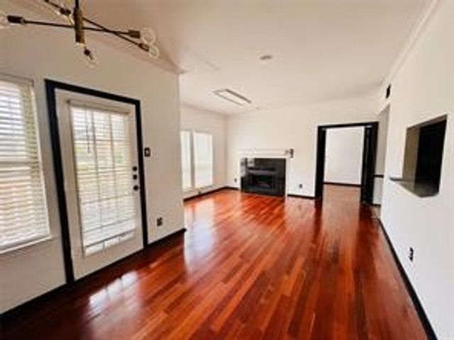 1700 Amelia Court 126, Plano, TX 75075