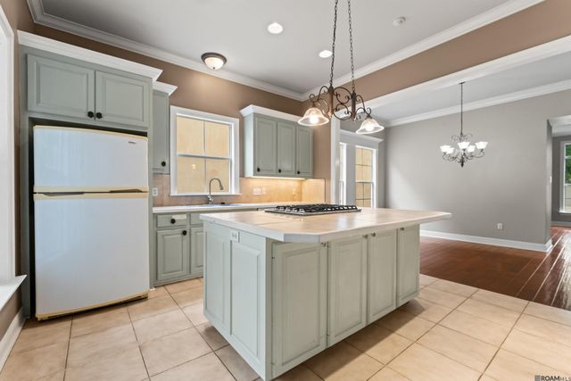 12523 Windermere Oaks Ct, Baton Rouge, LA 70810