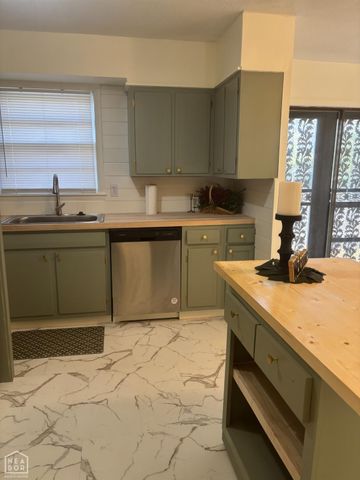 1904 Brookhaven, Jonesboro, AR 72401