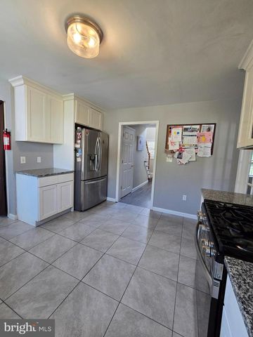 355 LEONARD AVE, Hamilton, NJ 08619