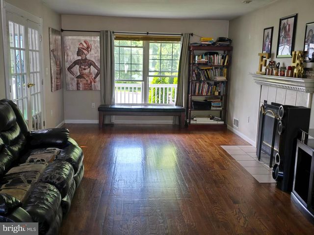 355 LEONARD AVE, Hamilton, NJ 08619