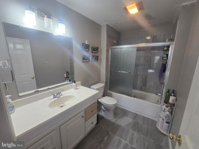 355 LEONARD AVE, Hamilton, NJ 08619