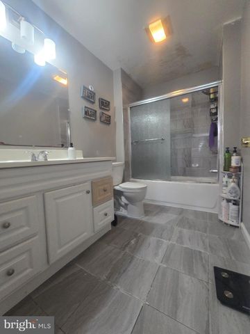 355 LEONARD AVE, Hamilton, NJ 08619
