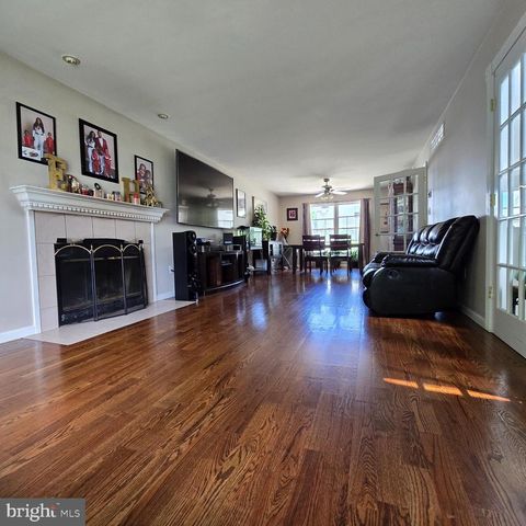 355 LEONARD AVE, Hamilton, NJ 08619