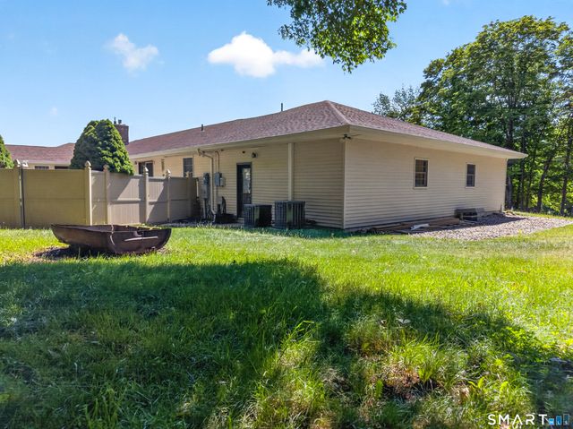 269 Black Hill Road, Plainfield, CT 06374