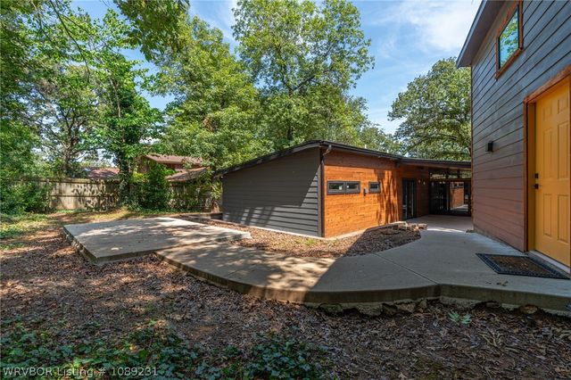5620 Country Club Avenue, Fort Smith, AR 72903