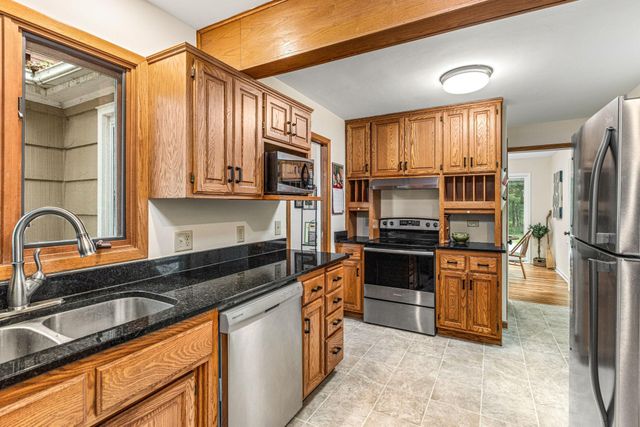 1993 9th Street, White Bear Lake, MN 55110