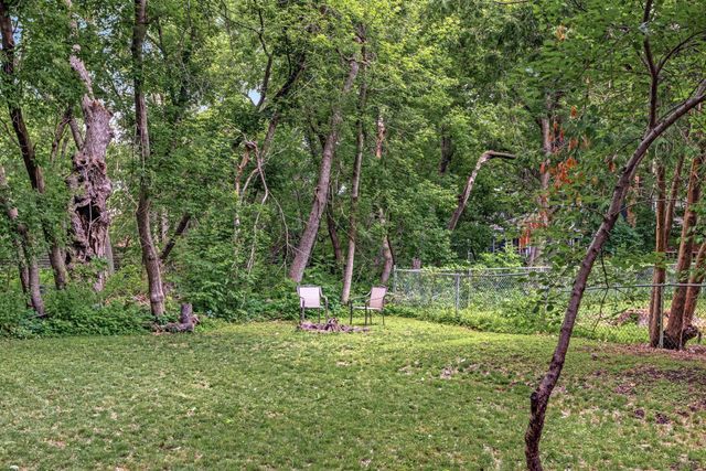 1993 9th Street, White Bear Lake, MN 55110