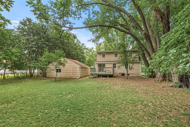 1993 9th Street, White Bear Lake, MN 55110