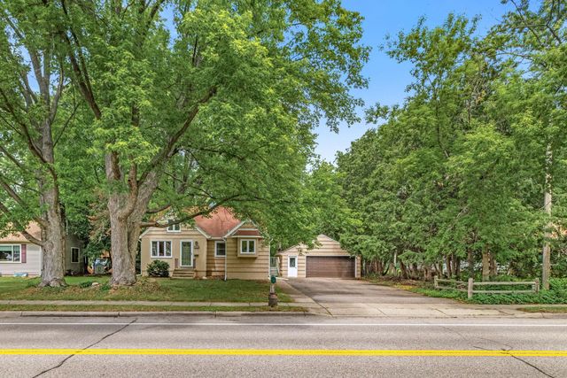 1993 9th Street, White Bear Lake, MN 55110