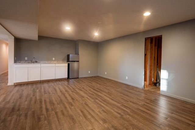 588 Clever Heights Court, Clever, MO 65631