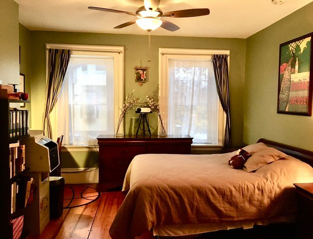 29 Essex 1, Boston, MA 02129