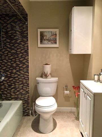 29 Essex 1, Boston, MA 02129