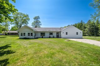 12238 Jennings Road, Fenton Charter Township, MI 48451