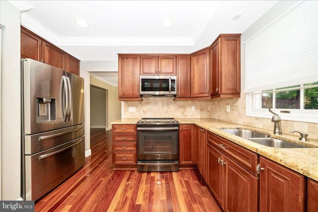 15623 SYCAMORE LN, Rockville, MD 20853