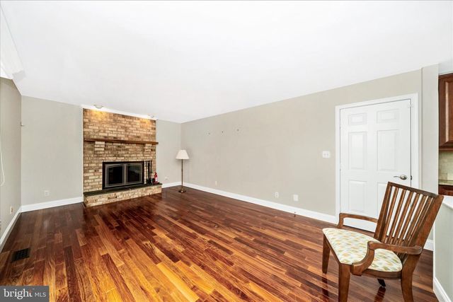 15623 SYCAMORE LN, Rockville, MD 20853