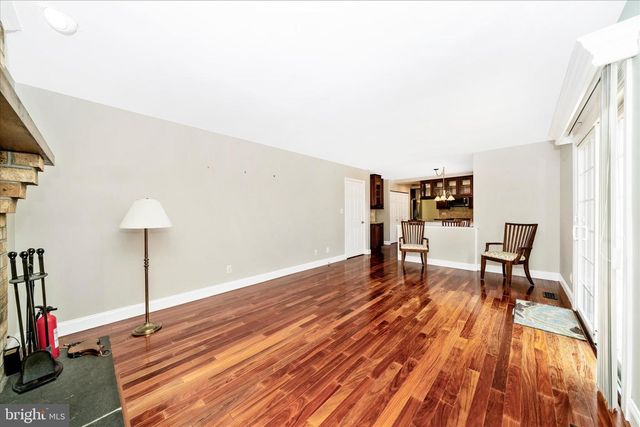 15623 SYCAMORE LN, Rockville, MD 20853