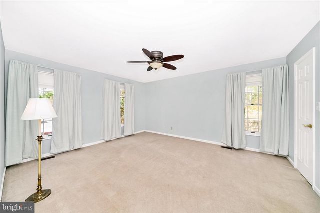 15623 SYCAMORE LN, Rockville, MD 20853