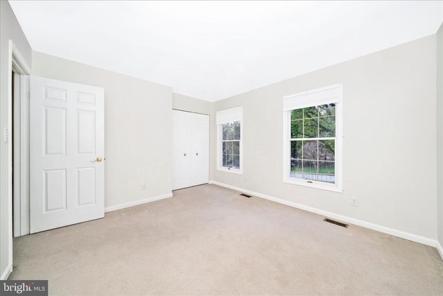 15623 SYCAMORE LN, Rockville, MD 20853